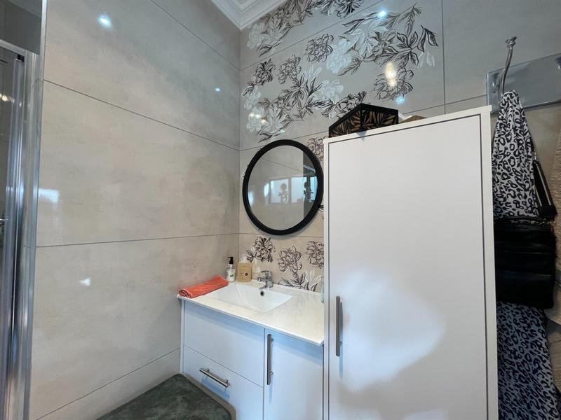 2 Bedroom Property for Sale in Tergniet Western Cape